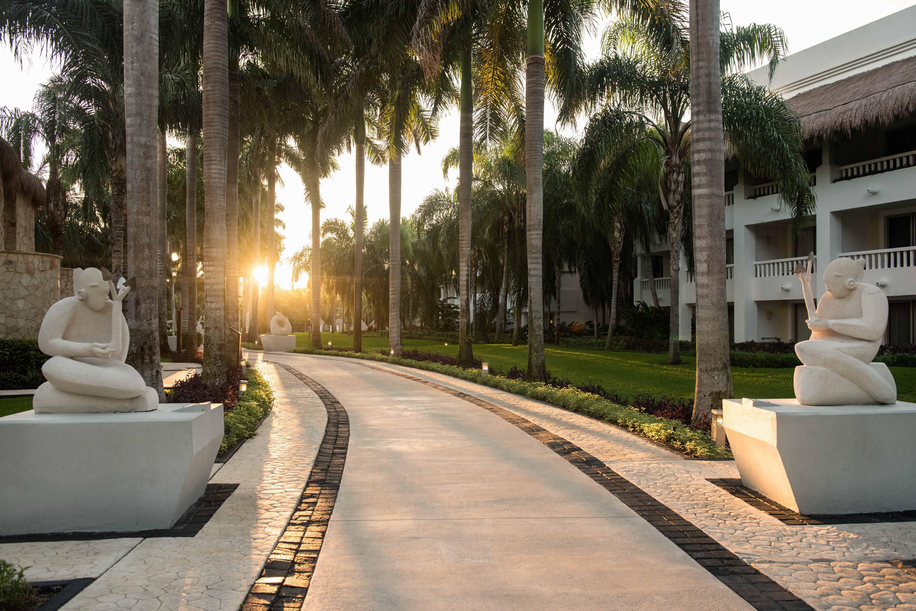 แกรนด์ ริเบียรา ปริ้นเซส - ออล อินคลูซีฟ Hotel ปลายาเดลการ์เมน ภายนอก รูปภาพ Sunset at the resort