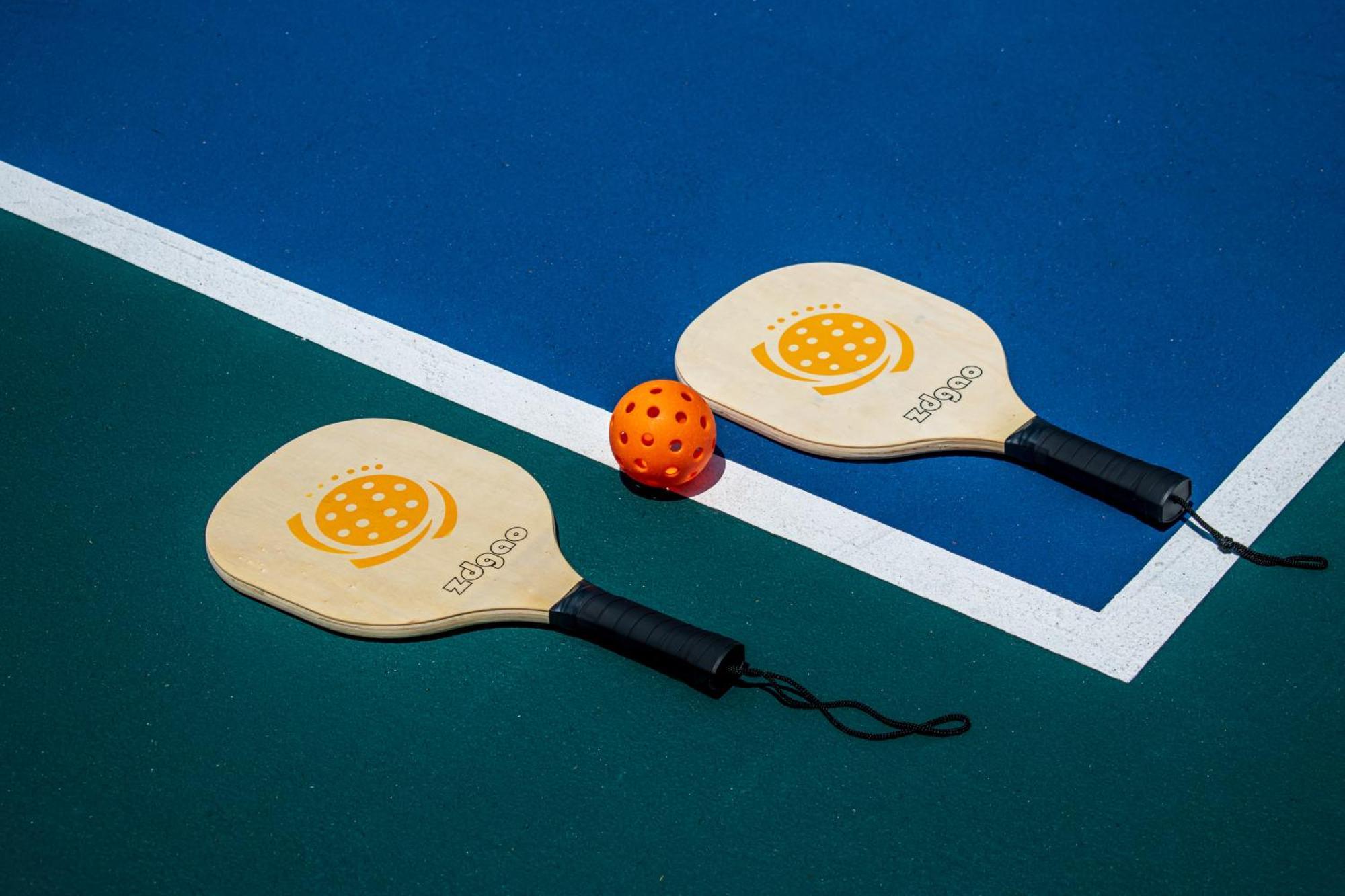 แกรนด์ ริเบียรา ปริ้นเซส - ออล อินคลูซีฟ Hotel ปลายาเดลการ์เมน ภายนอก รูปภาพ Pickleball paddles and ball